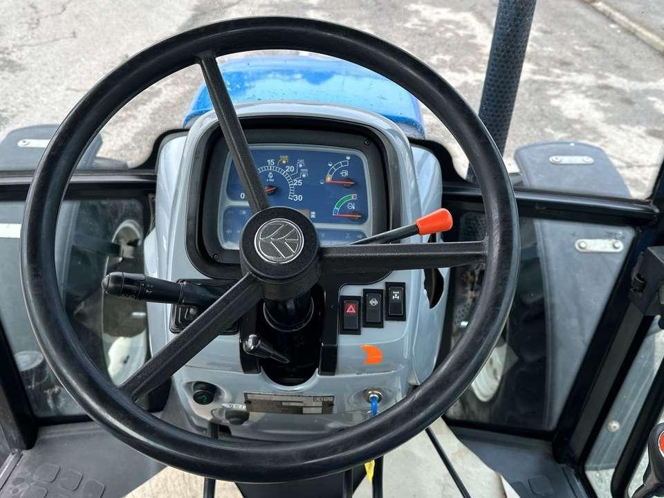 New Holland TD5050 4X4 Photo 11