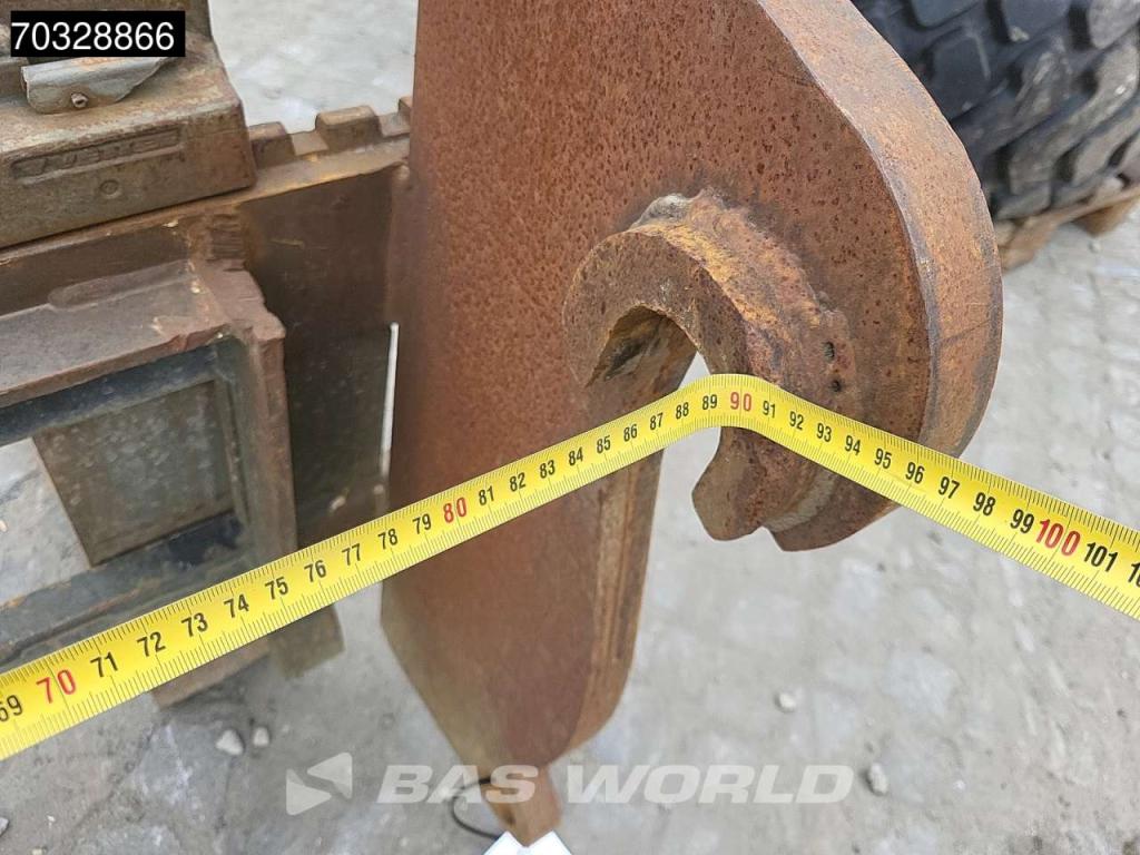 Caterpillar 918 M Bucket + Forks Photo 25