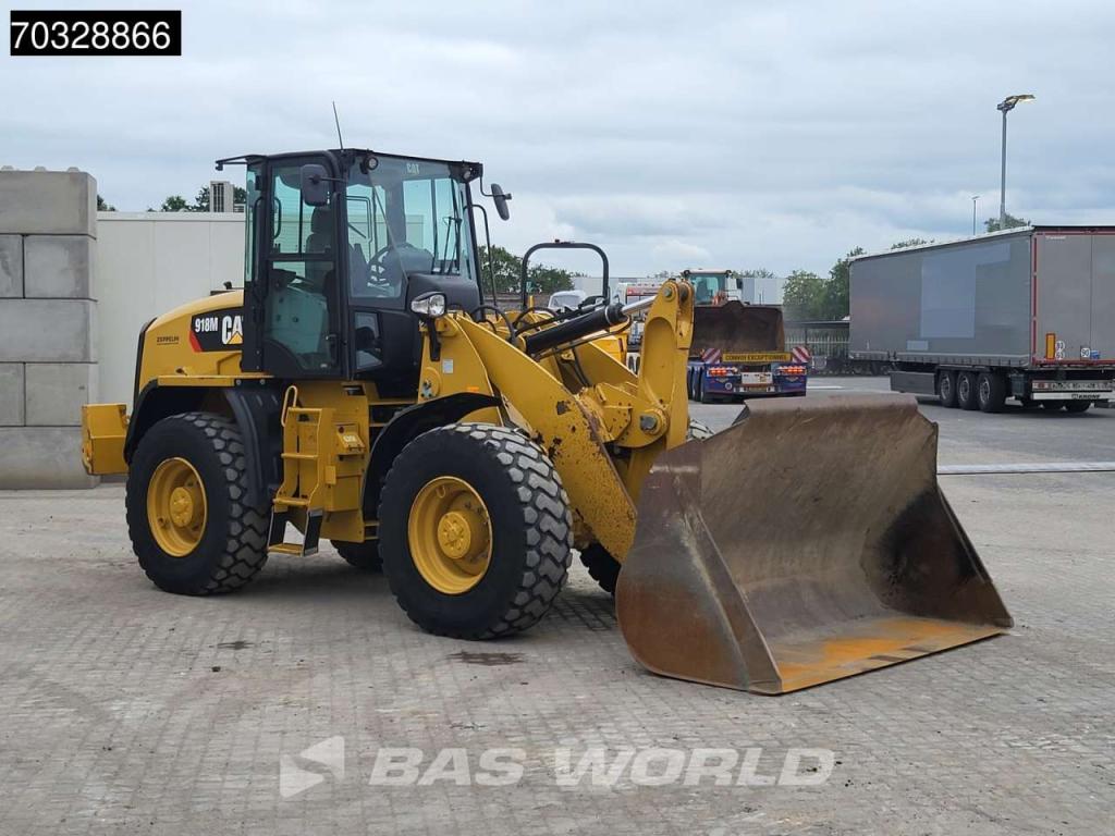 Caterpillar 918 M Bucket + Forks Photo 9