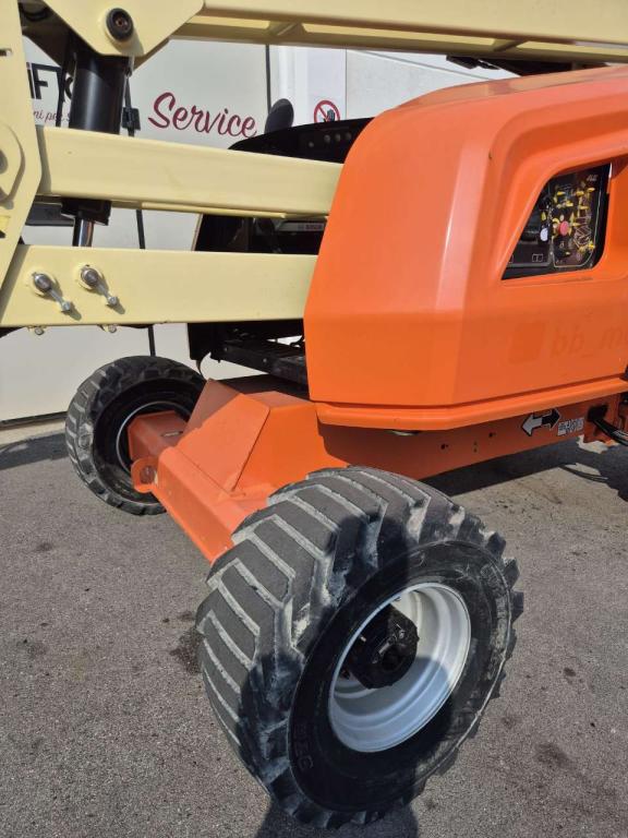 JLG 520 AJ Photo 10