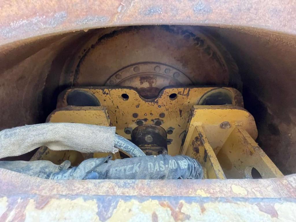 Caterpillar CP64 Photo 11