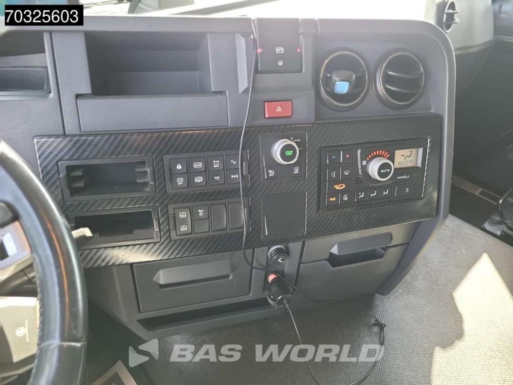 Renault T 430 4X2 SleeperCab Standklima Navi Photo 18