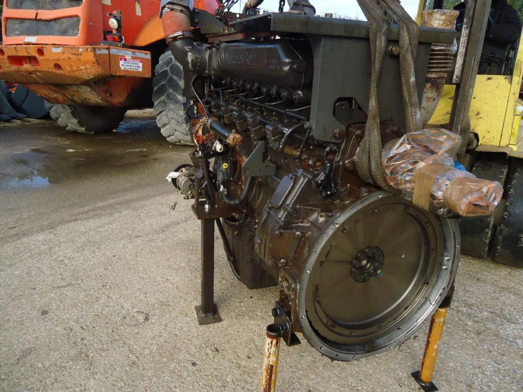 Moteur à combustion pour Hitachi ZW310 - DA RICONTROLLARE Photo 4