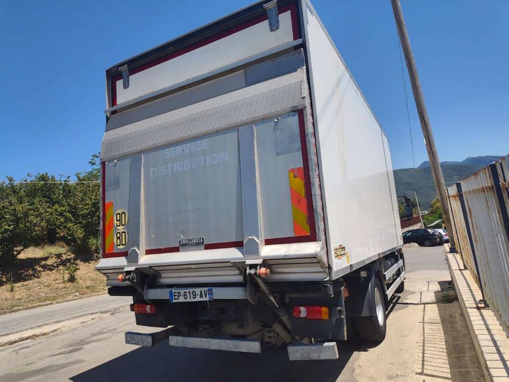 Iveco EUROCARGO 160-250 Photo 11