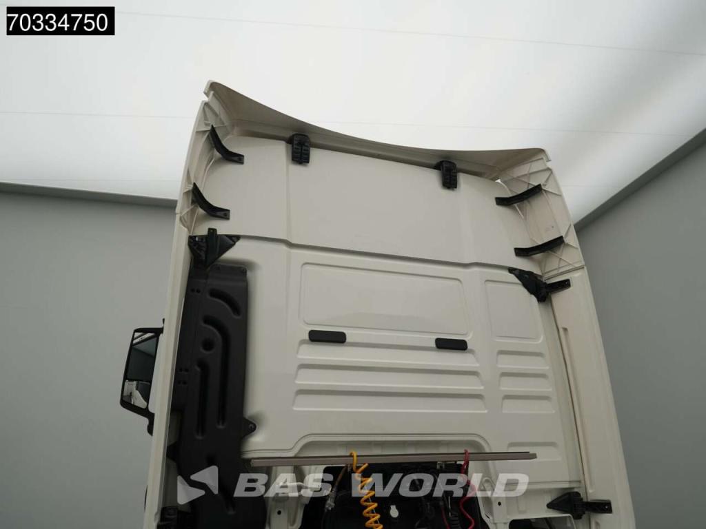Man TGX 18.520 4X2 GX NL-Truck Retarder 2xTanks ACC Photo 15
