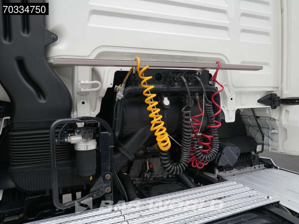 Man TGX 18.520 4X2 GX NL-Truck Retarder 2xTanks ACC Photo 16
