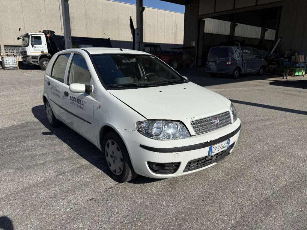 Fiat PUNTO VAN Photo 2
