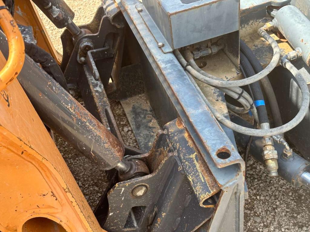 Case TR270 Photo 9