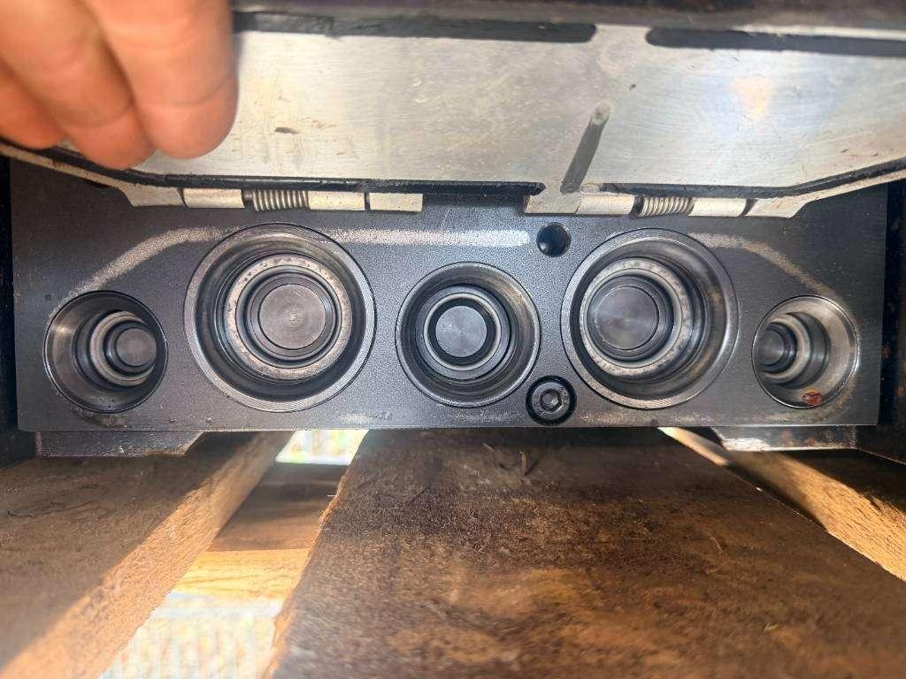 OilQuick OQ70 - M318D / 320D / 320E / 320F / 323D / 323E / Photo 8
