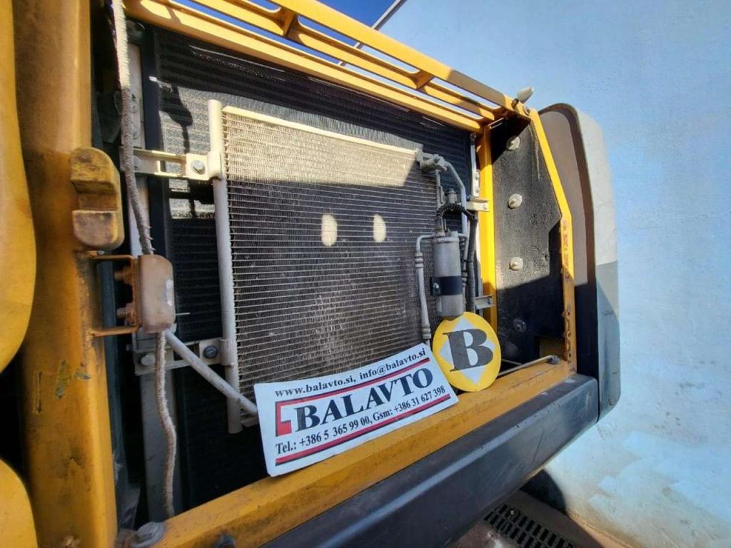 Volvo radiator 14573686 for Volvo EC210C, EC235C, FC2121C Photo 1