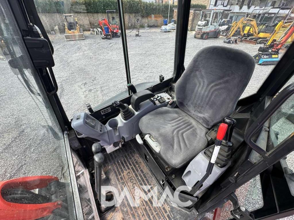 Kubota U27-4 Photo 10
