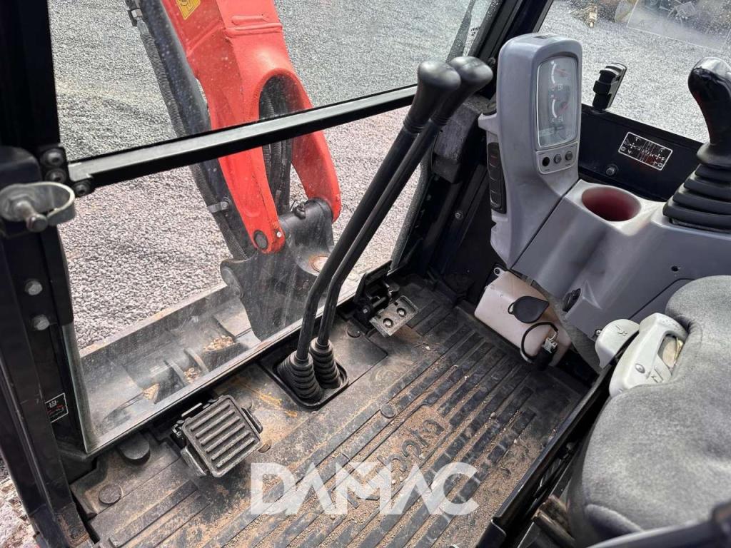 Kubota U27-4 Photo 12