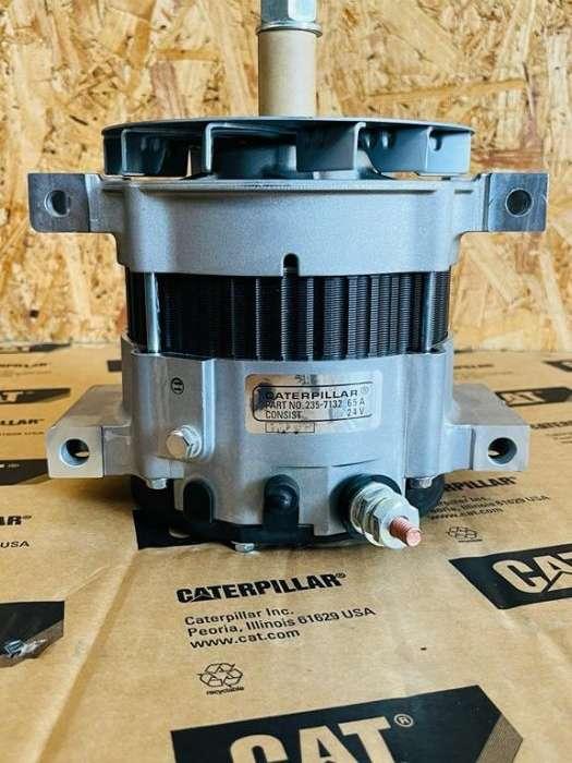Alternateur pour Caterpillar Photo 1
