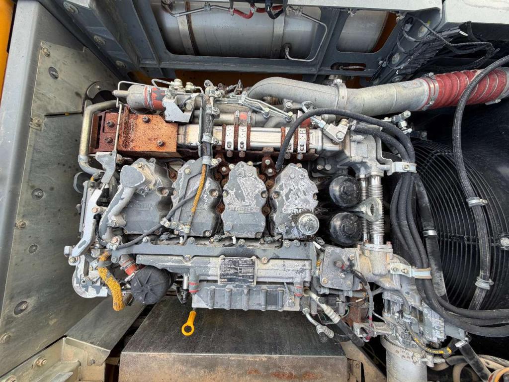 Liebherr R936 NLC Photo 11