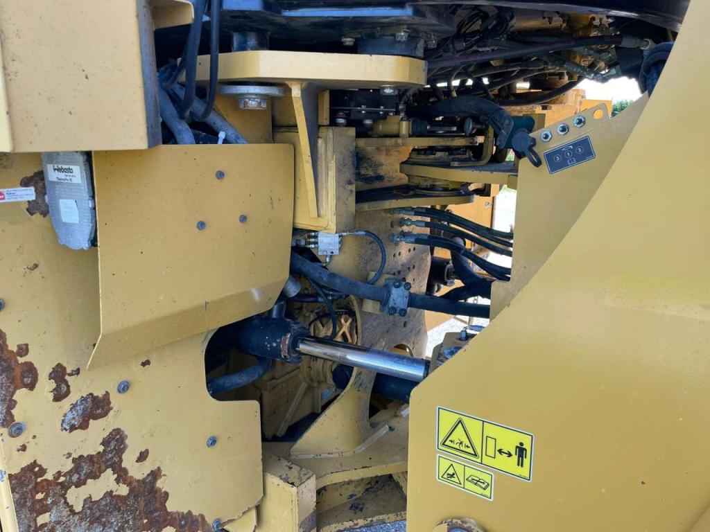 Caterpillar 950M Photo 21