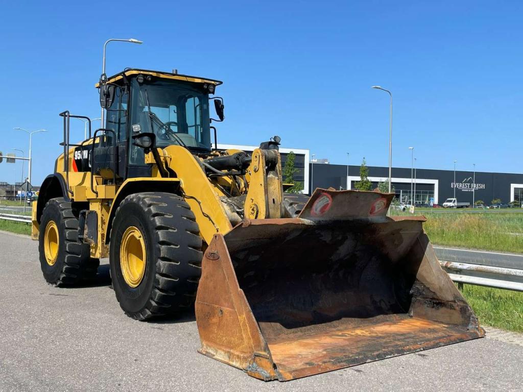 Caterpillar 950M Photo 7