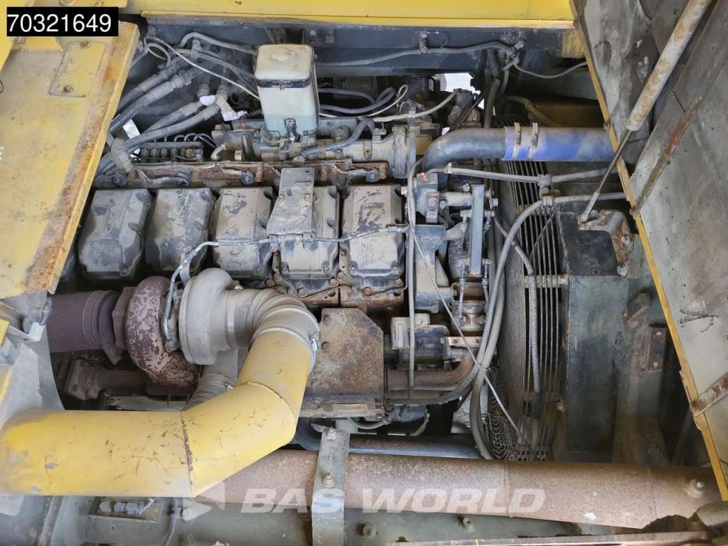 Komatsu HD605 -7E0 Photo 14