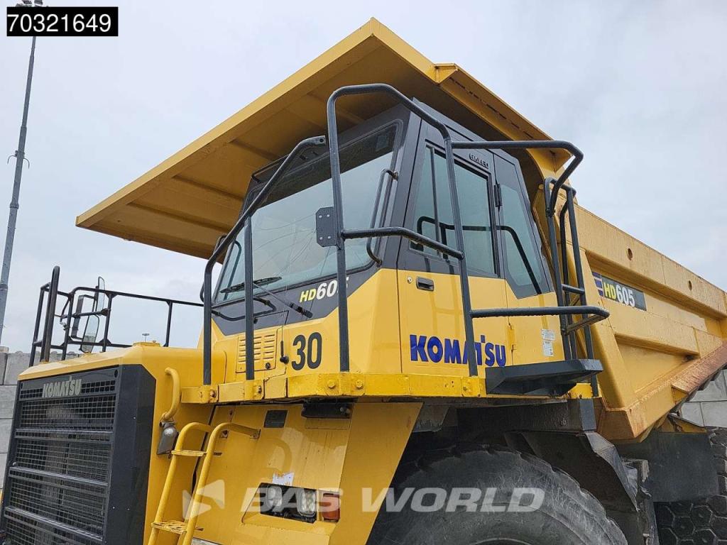 Komatsu HD605 -7E0 Photo 19