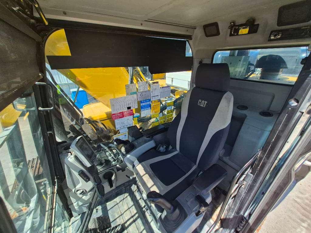 Caterpillar 326FL Photo 9