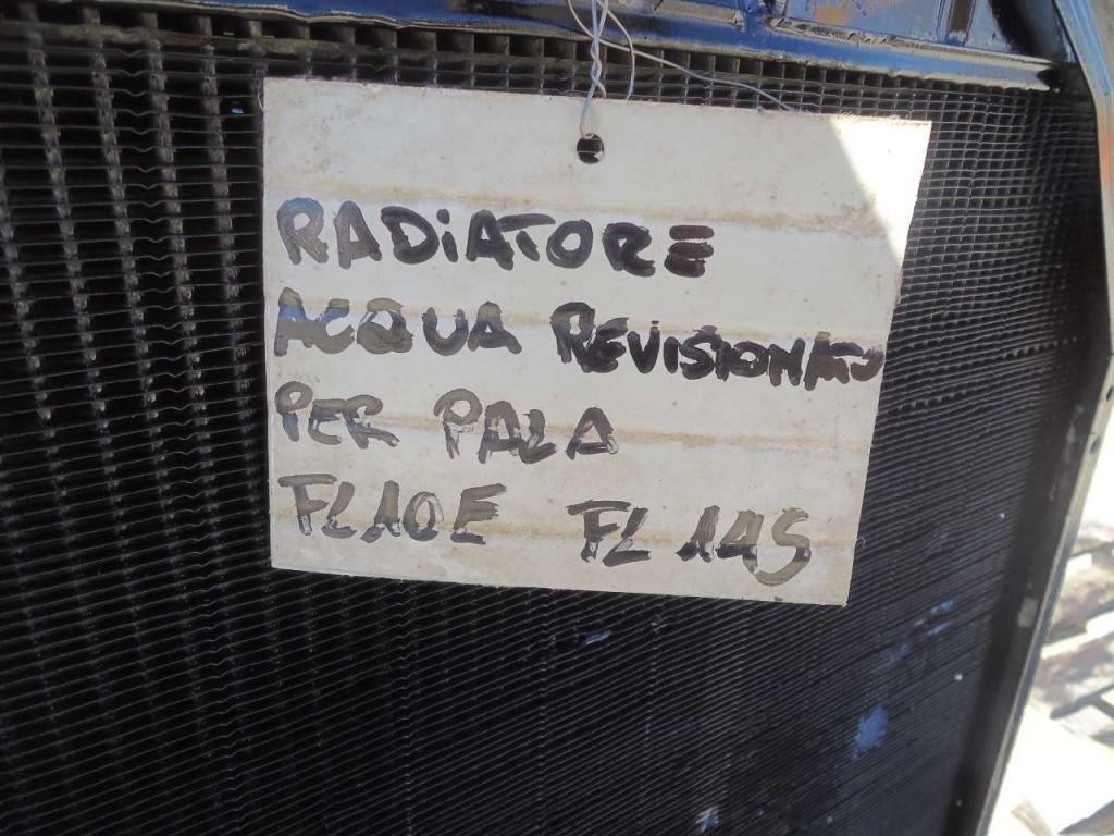 Radiateur eau pour Fiat Allis FL10E - FL145 Photo 3