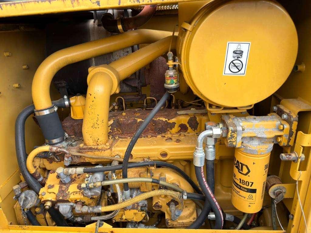 Caterpillar 140H Photo 24