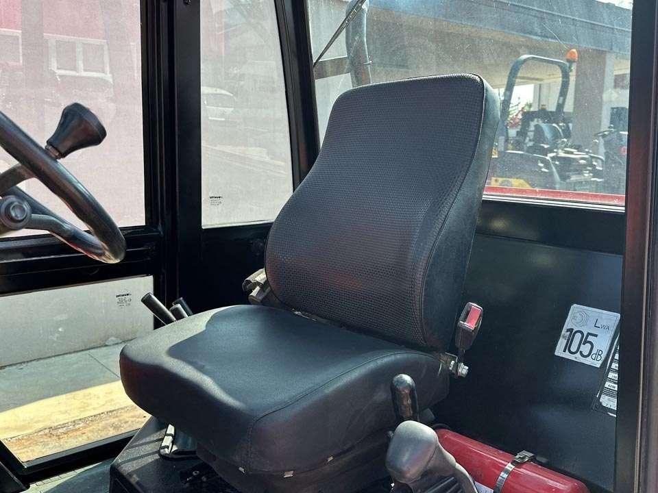 Manitou M30-4 4x4 Photo 14