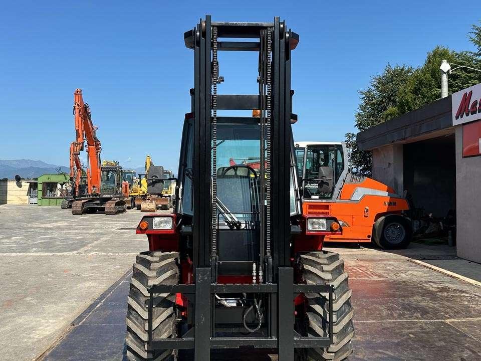 Manitou M30-4 4x4 Photo 9