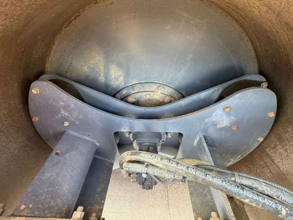 Hamm H13i Photo 13