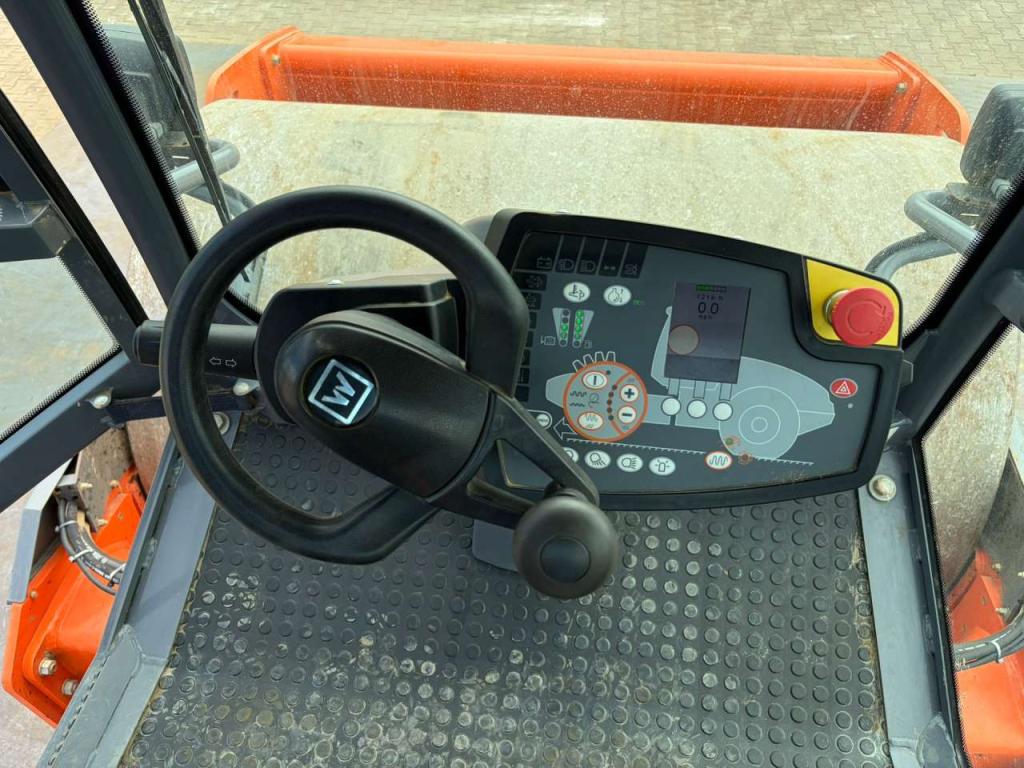 Hamm H13i Photo 21