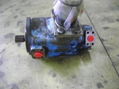 Pompe hydraulique pour Volvo 4400 en vente par PRV Ricambi Srl
