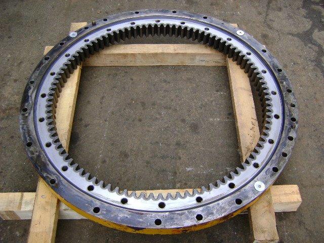 Couronne d'orientation pour Komatsu PC 180-3 Photo 1