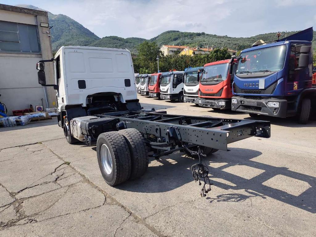 Iveco EUROCARGO 120-190L Photo 17