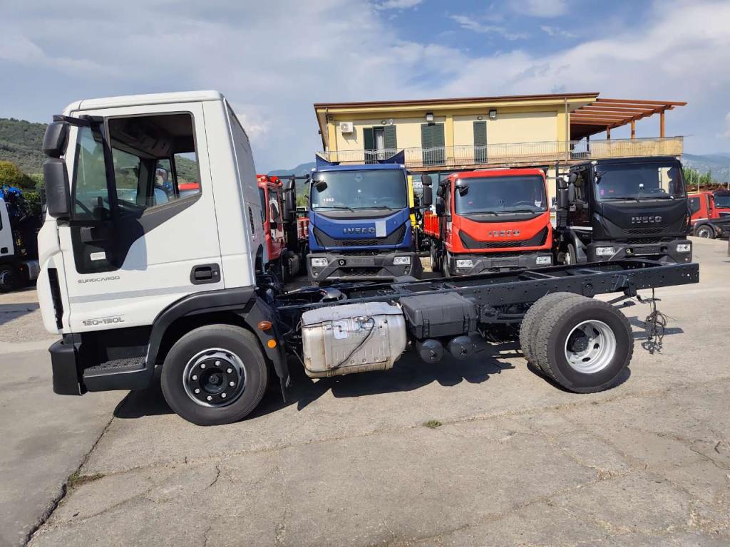 Iveco EUROCARGO 120-190L Photo 21