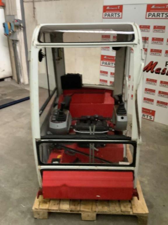 Cabine pour Neuson 3402 Photo 2