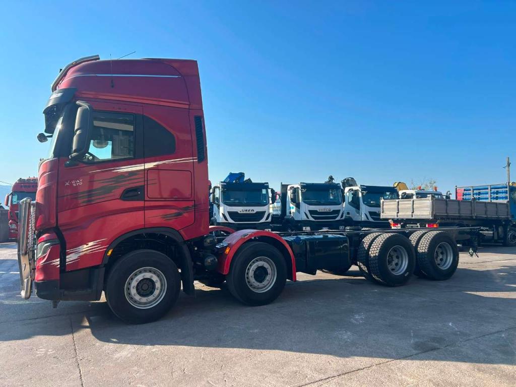 Iveco X-WAY 570 Photo 18
