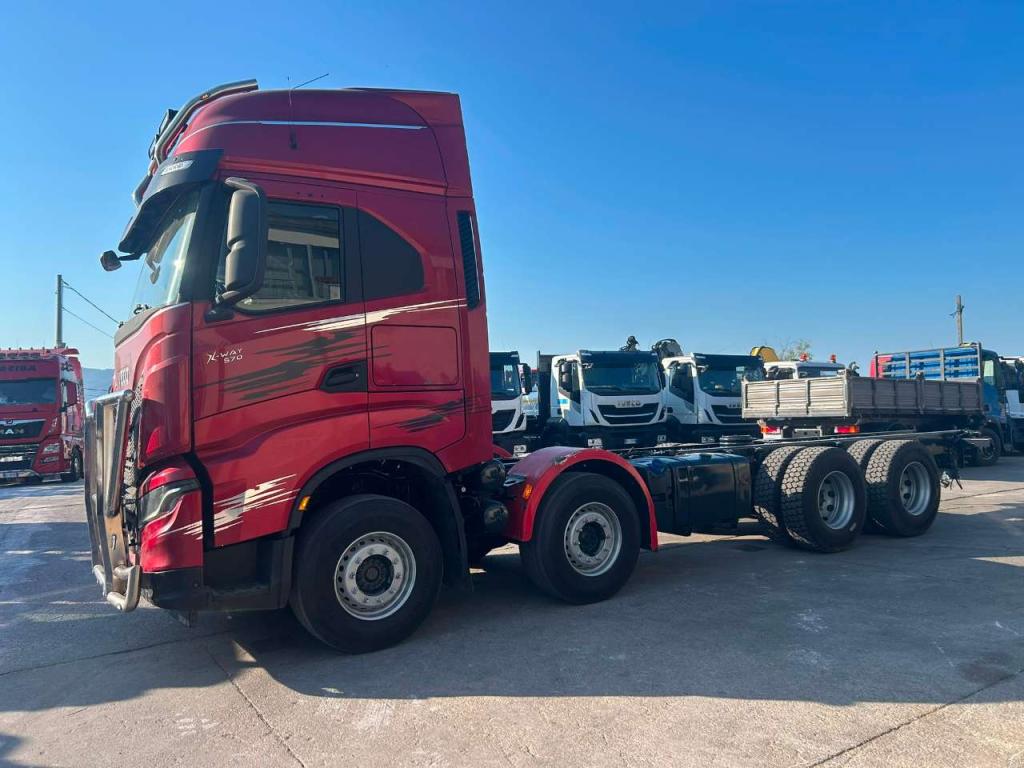 Iveco X-WAY 570 Photo 19