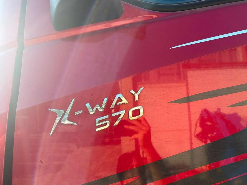 Iveco X-WAY 570 Photo 20