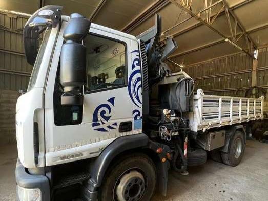 Iveco Eurocargo 150-30 Photo 3