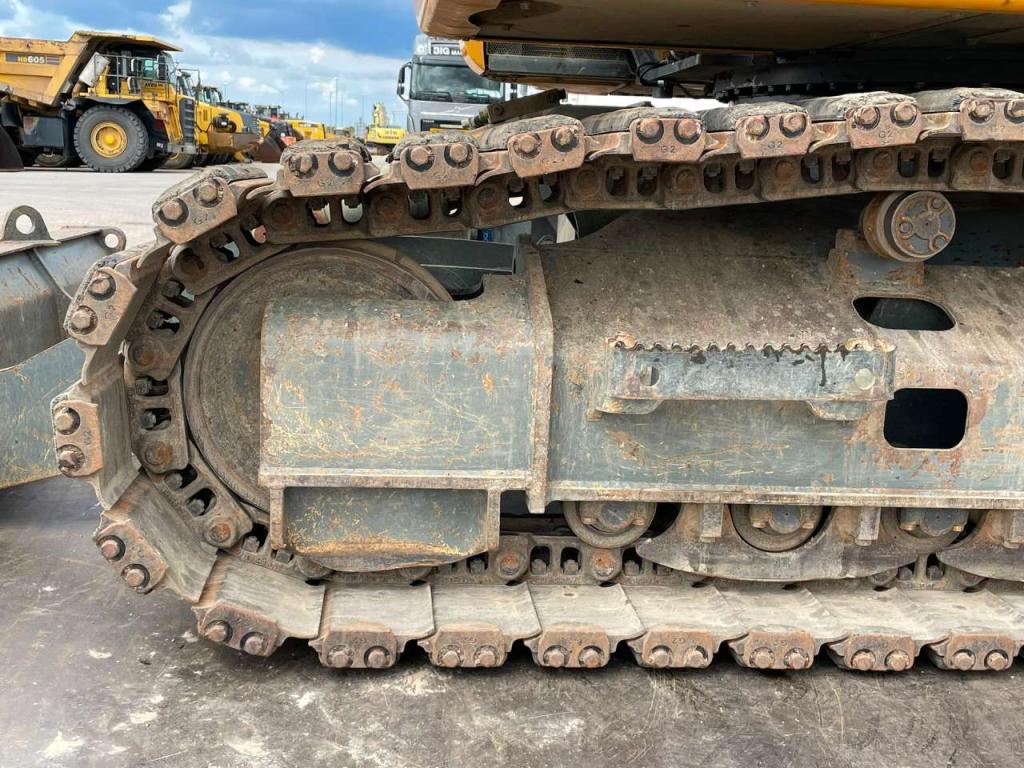 Liebherr R914 Compact Litronic Photo 11