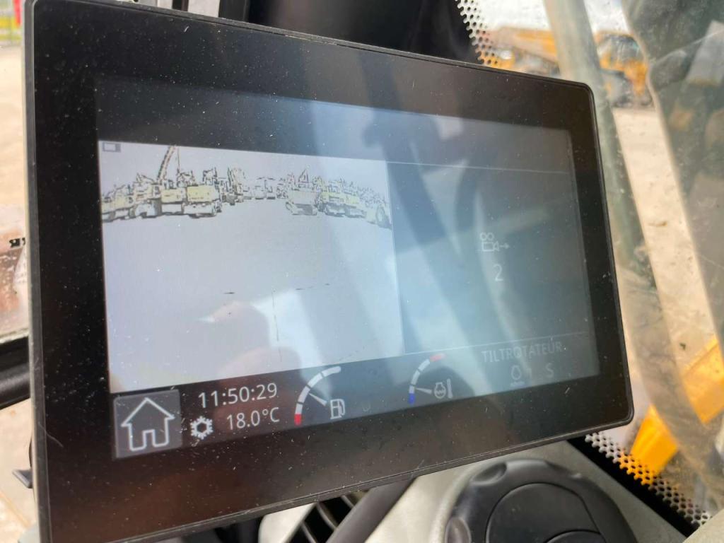 Liebherr R914 Compact Litronic Photo 19