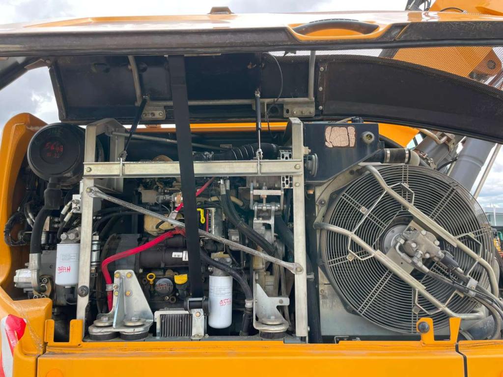 Liebherr R914 Compact Litronic Photo 29