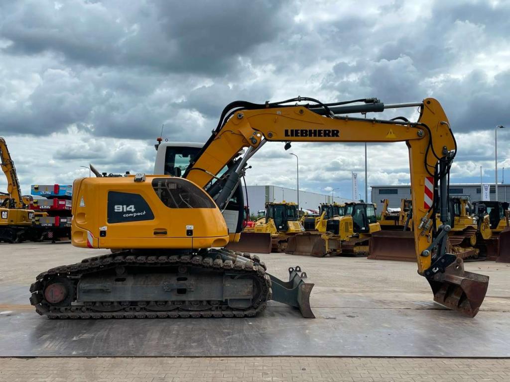 Liebherr R914 Compact Litronic Photo 6