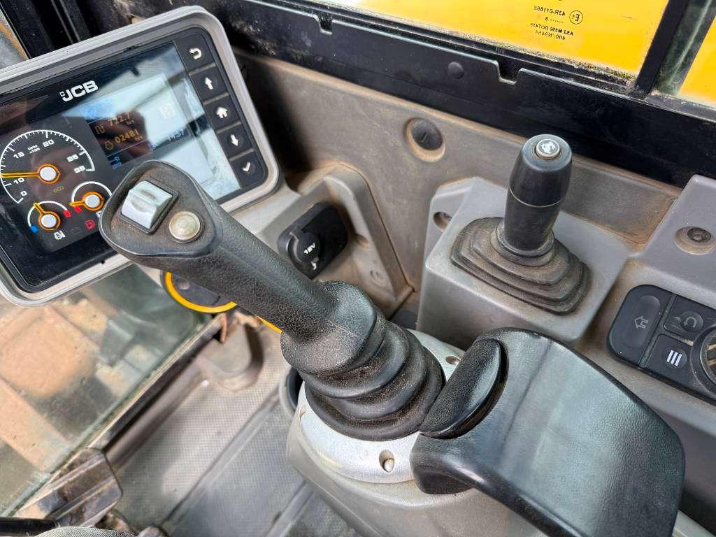 JCB 48Z-1 - Hammer Lines / Quick Coupler Photo 10