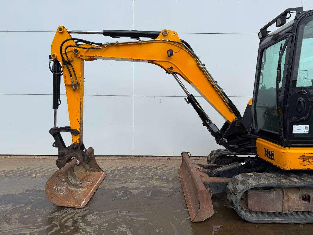JCB 48Z-1 - Hammer Lines / Quick Coupler Photo 13