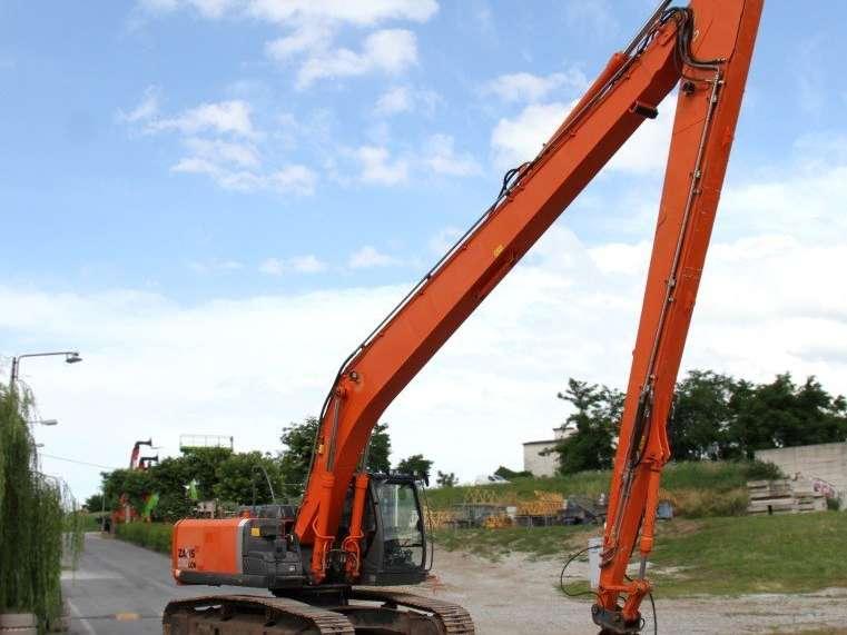 Hitachi ZX280LCN-3 Photo 11