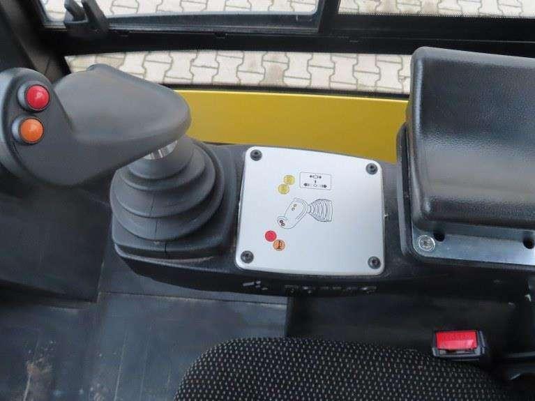 Bomag BW213 DH-5 Photo 11
