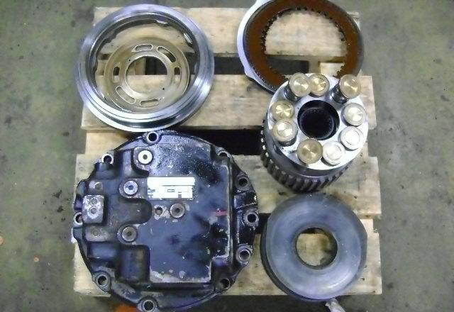 Moteur de translation pour New Holland E 215 Photo 3