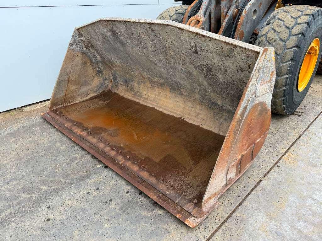 Volvo L120H - 3rd Function / Quick Coupler Photo 15