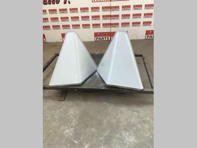 Capot avant pour Bell 30E en vente par Massucco T. Srl Area Ricambi