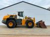Liebherr L580 - Automatic Greasing / Heated Seat Photo 6 thumbnail